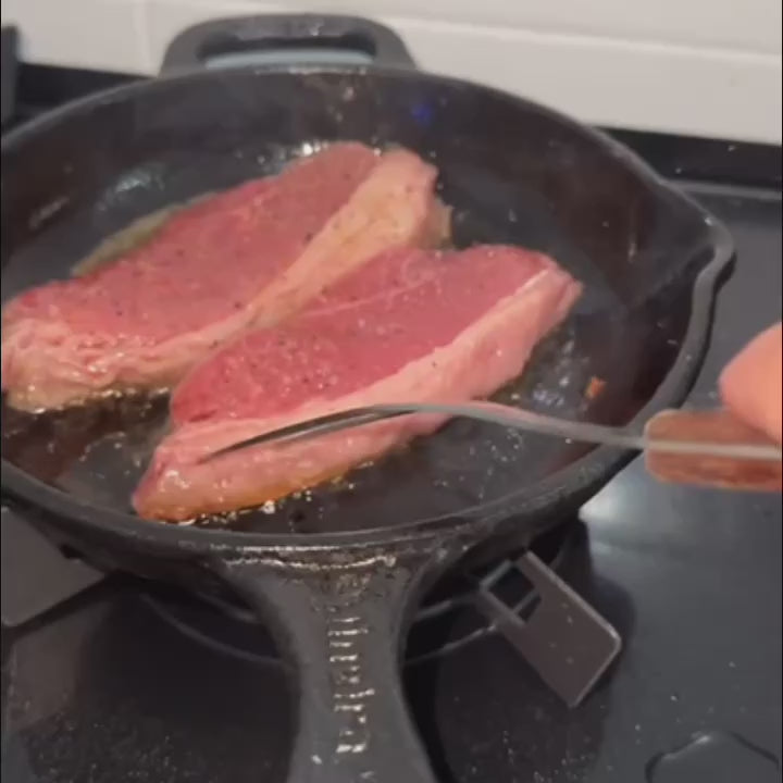 Sartén de hierro con tapa